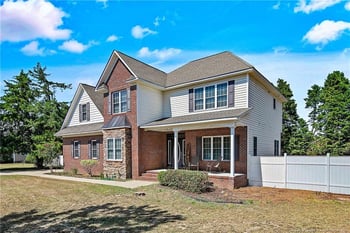708 Maple Grove Ct, Hope Mills, NC 28348