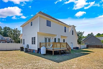 708 Maple Grove Ct, Hope Mills, NC 28348