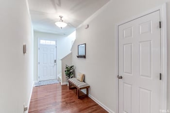 708 Mardonie Reach Ln, Cary, NC 27519