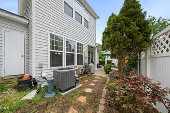 708 Meeting Hall Dr, Morrisville, NC 27560