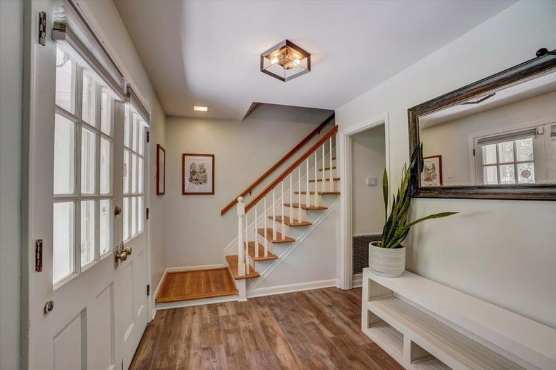708 W Murray Ave, Durham, NC 27704
