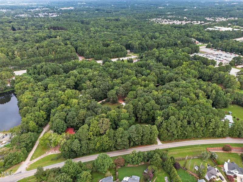 708 Oak Ridge Dr, Cary, NC 27519