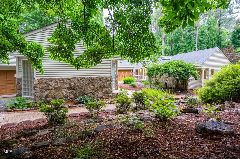 708 October Woods Rd, Chapel Hill, NC 27516