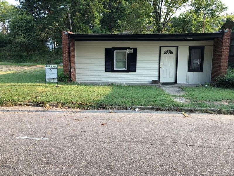 708 S Pearl St S, Sanford, NC 27330