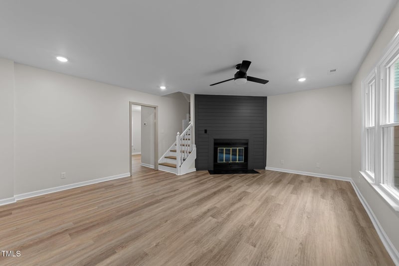 708 Powell Dr, Raleigh, NC 27606