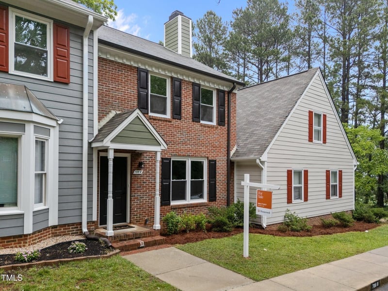 708 Powell Dr, Raleigh, NC 27606