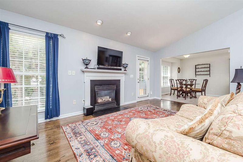708 Rockville Rd, Wake Forest, NC 27587