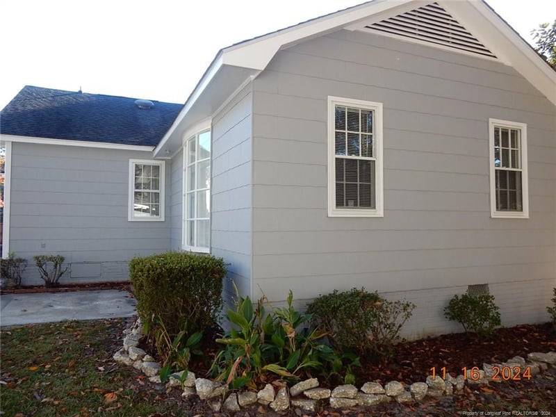 708 Rush Rd, Fayetteville, NC 28305