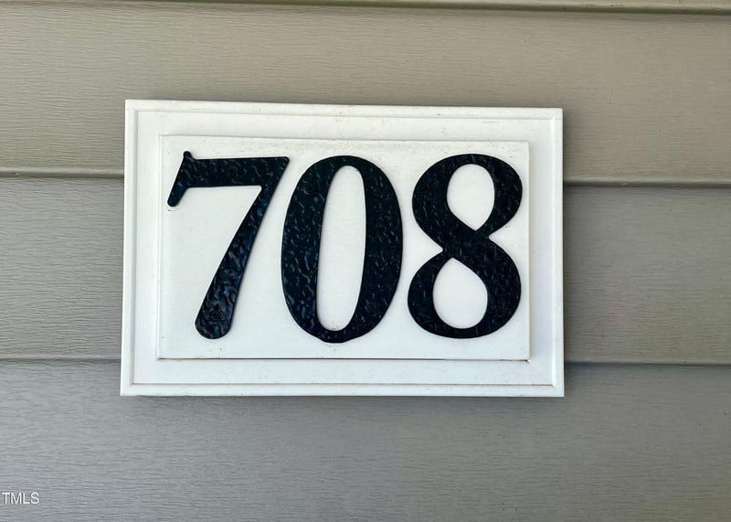708 E Vance St, Dunn, NC 28334