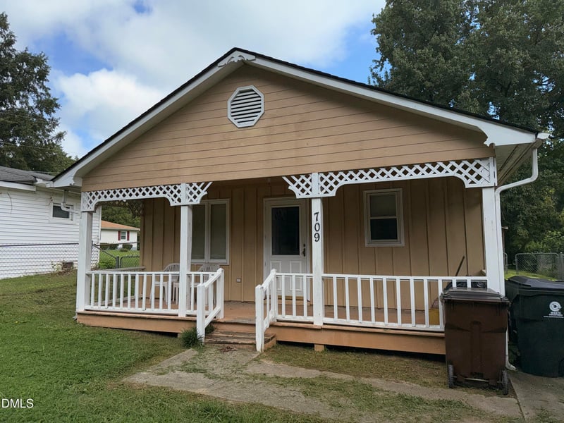 709 E 3rd St, Wendell, NC 27591