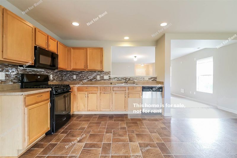 709 Averasboro Dr, Clayton, NC 27520