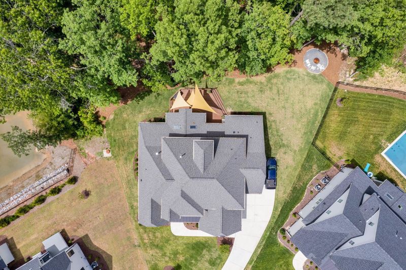 709 Avoca Ct, Cary, NC 27519