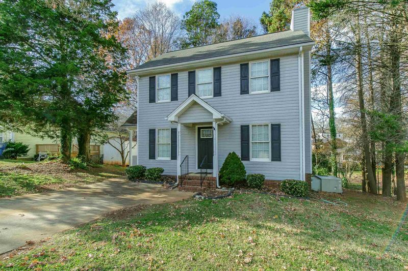 709 Banks St, Graham, NC 27253