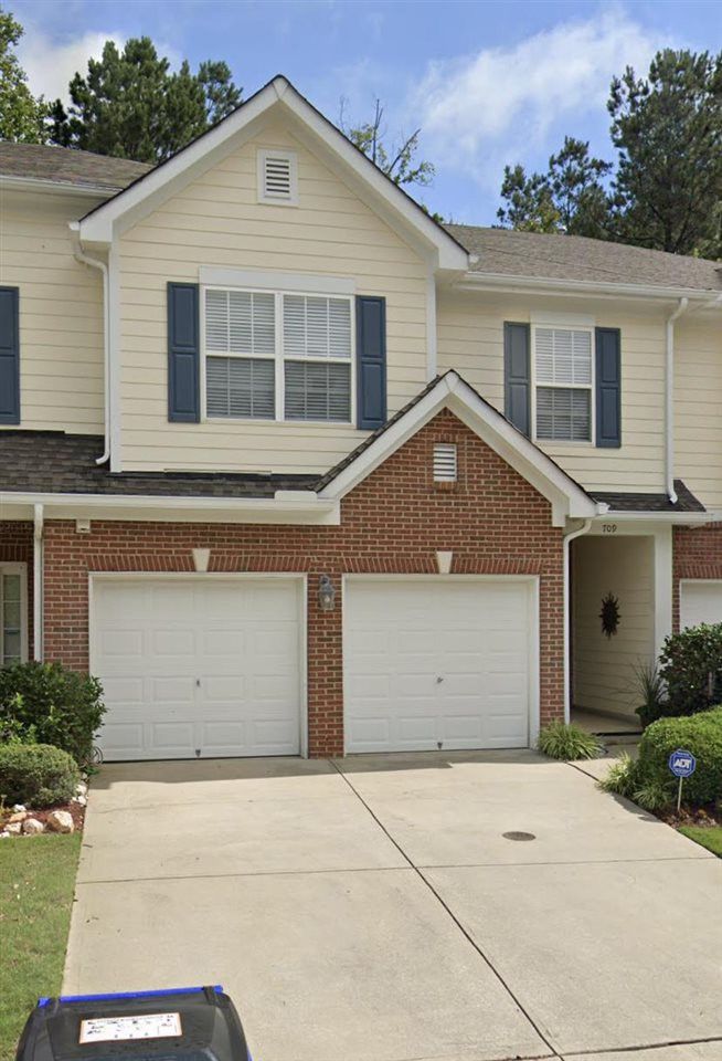709 Bartlett Cir, Hillsborough, NC 27278