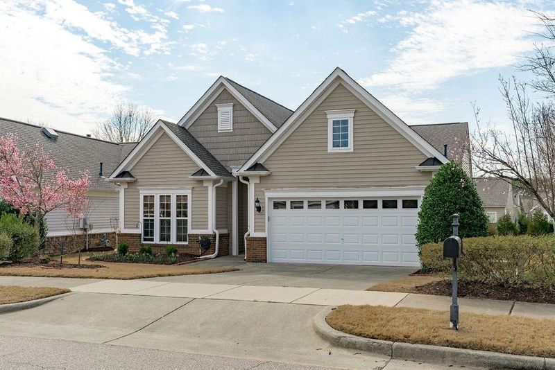 709 Birstall Dr, Cary, NC 27519