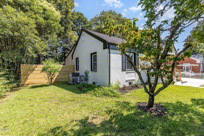 709 Brighton Rd, Raleigh, NC 27610