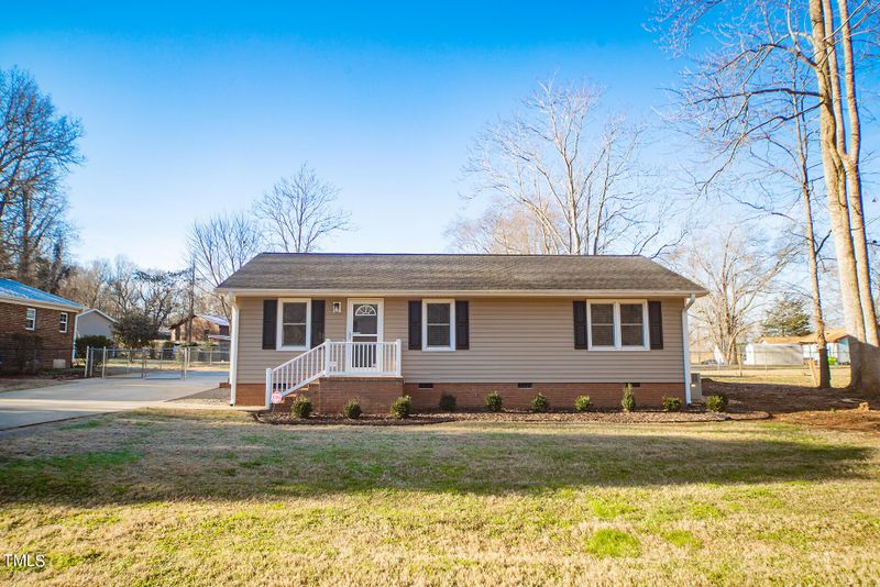 709 N Carr St, Mebane, NC 27302