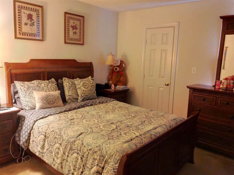 709 Carter St, Clayton, NC 27520