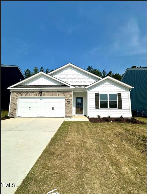 709 Comice Pear Way, Willow Springs, NC 27592
