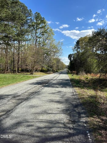 709 Crestview Dr, Durham, NC 27712