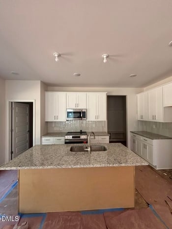709 Crestview Dr, Durham, NC 27712