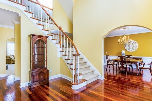 709 Dennison Ln, Cary, NC 27519