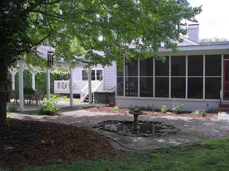 709 S Fifth St, Mebane, NC 27302
