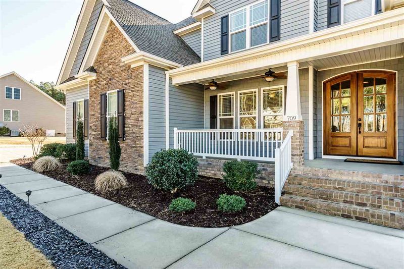 709 Fontana Dr, Clayton, NC 27527