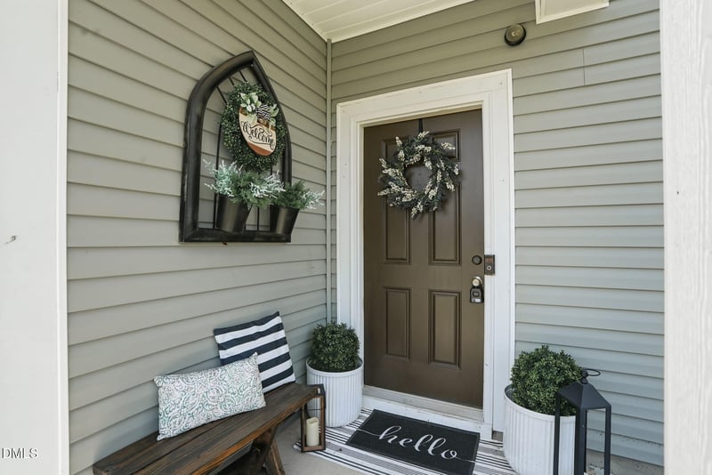 709 Harvest Point Dr, Fuquay Varina, NC 27526