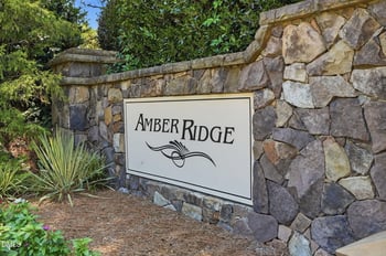 709 Harvest Point Dr, Fuquay Varina, NC 27526