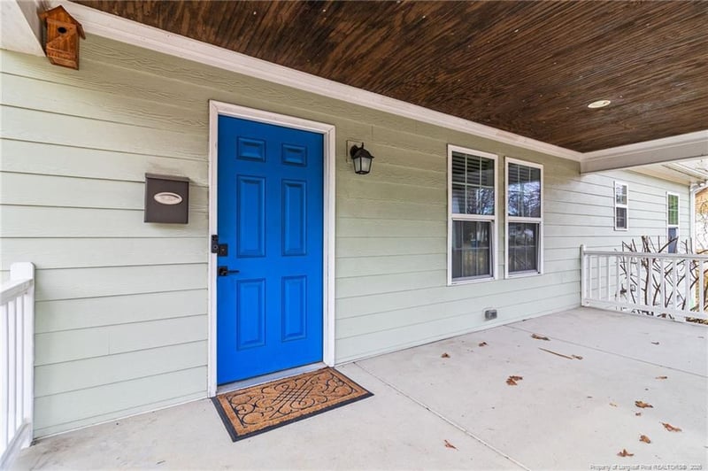 709 Hawkins Ave, Sanford, NC 27330