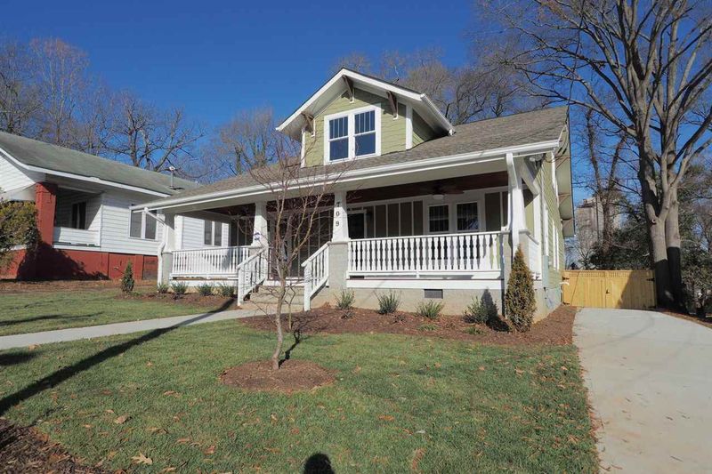 709 Holloway St, Durham, NC 27701