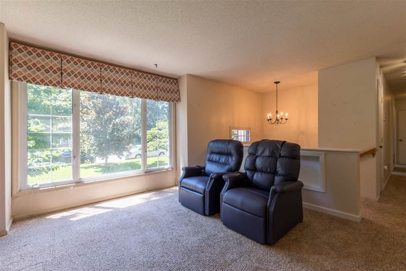 709 Merrie Rd, Raleigh, NC 27606