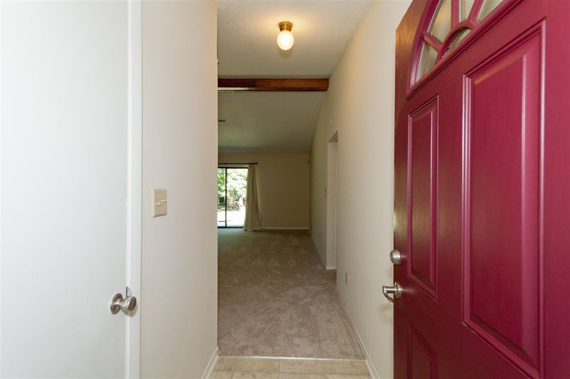 709 Old Barn Ave, Durham, NC 27704