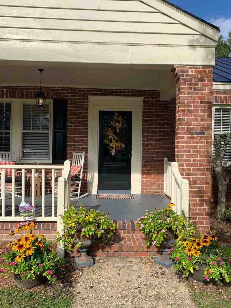 709 N Orange St, Dunn, NC 28334