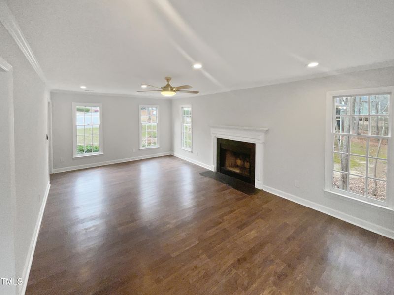 709 Pineburr Pl, Durham, NC 27703