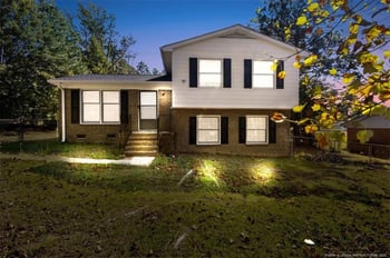 709 Platinum St, Fayetteville, NC 28311