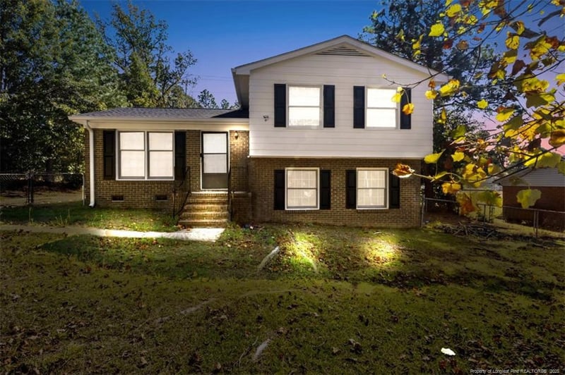 709 Platinum St, Fayetteville, NC 28311