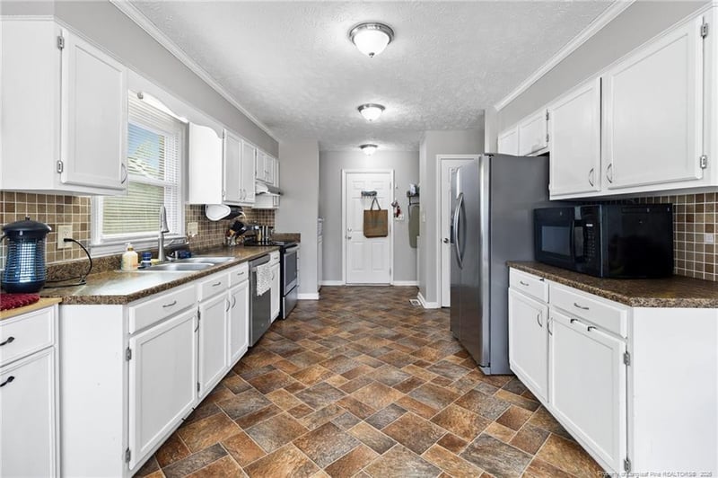 709 Riyhad Rd, Fayetteville, NC 28314