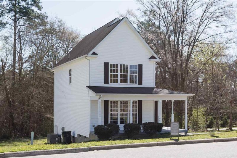 709 Sherrybrook Dr, Raleigh, NC 27610