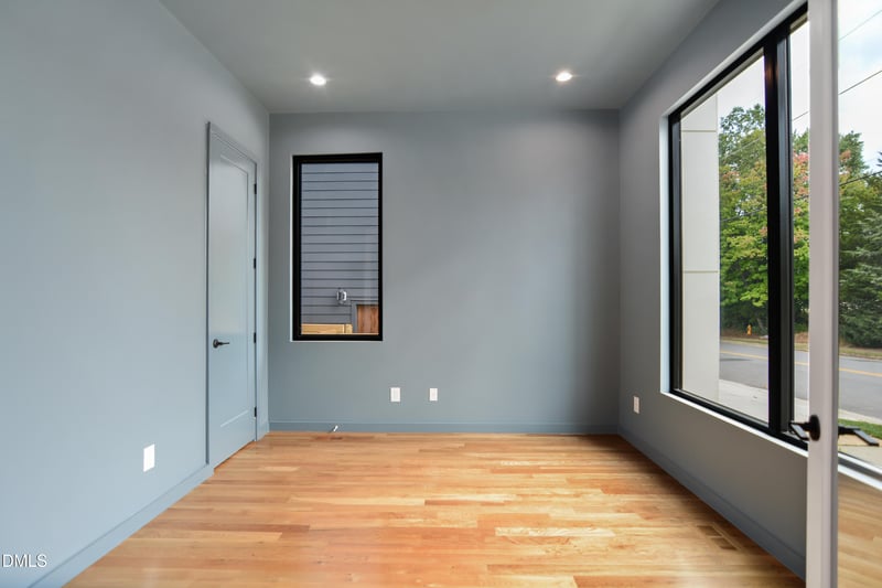 709 State St, Raleigh, NC 27604