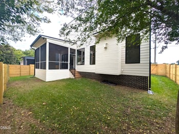 709 State St, Raleigh, NC 27604
