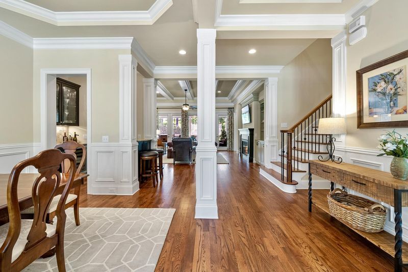 709 Stoney Knoll Dr, Cary, NC 27519