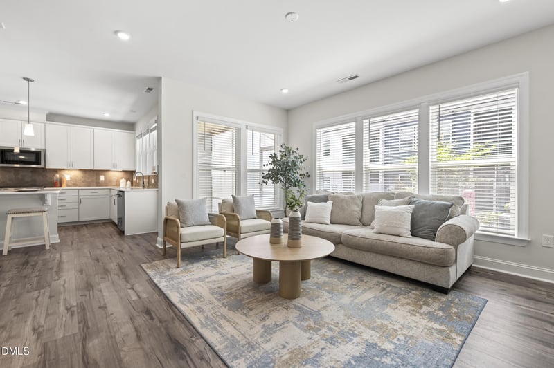 709 Toulouse Ct, Cary, NC 27519