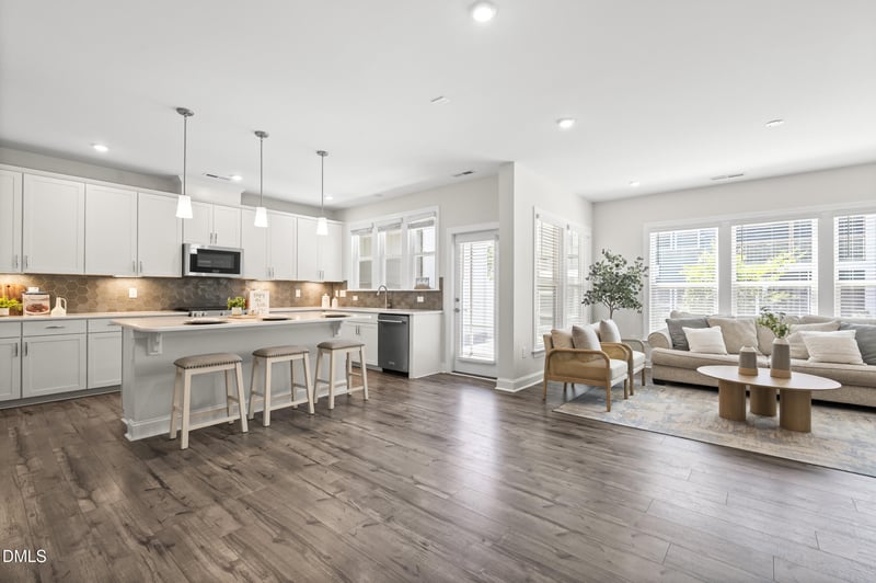 709 Toulouse Ct, Cary, NC 27519