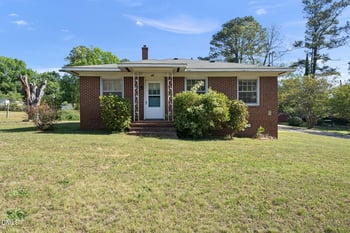 709 Wait Ave, Wake Forest, NC 27587