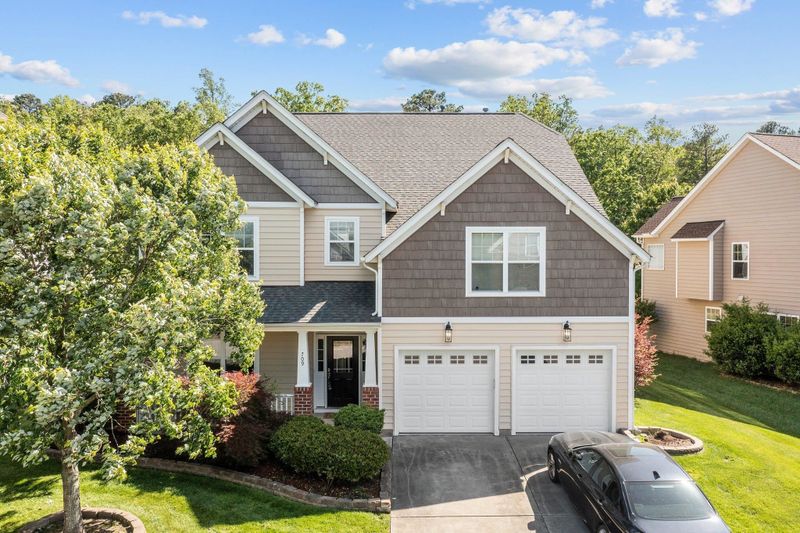 709 Wellbrook Station Rd, Cary, NC 27519