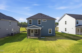 709 Wicklow Hall Dr, Fuquay Varina, NC 27526