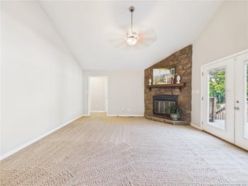 7092 Pantego Dr, Fayetteville, NC 28314