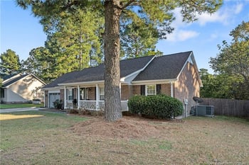 7093 Tollhouse Dr, Fayetteville, NC 28314